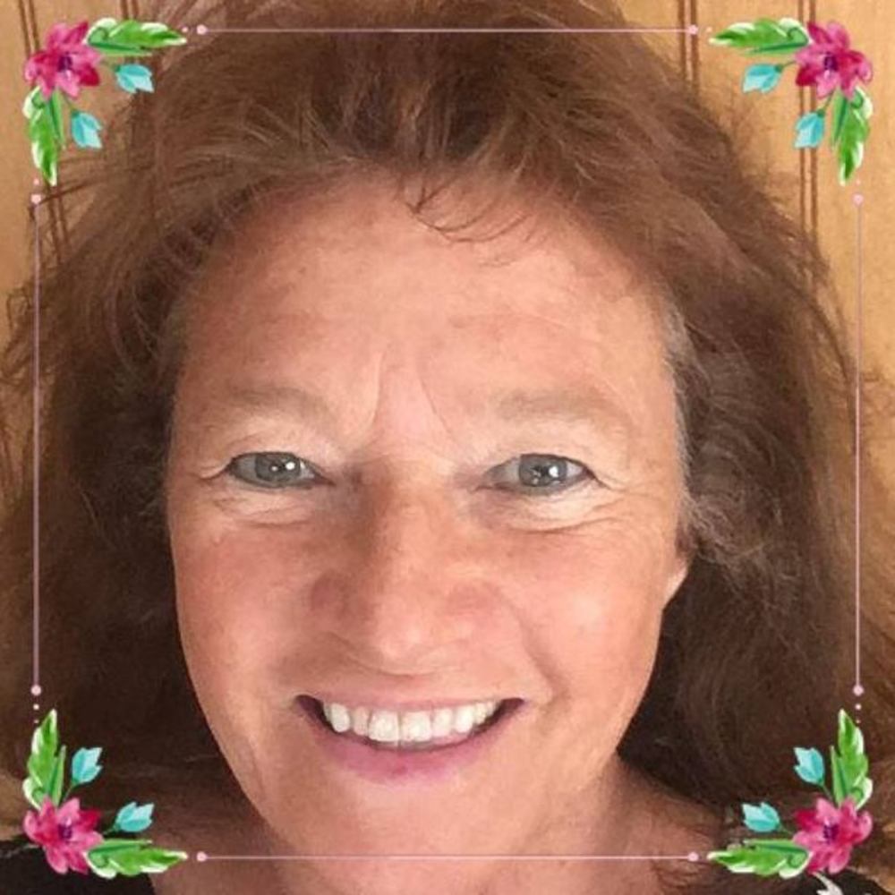 Meet your Posher, Niki